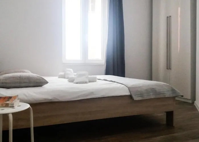 Διαμέρισμα Dinghy Ζαντάρ